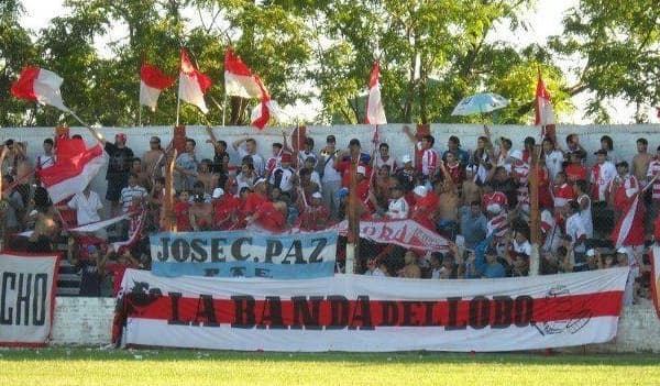Galeria Juventud Unida: Tribuna